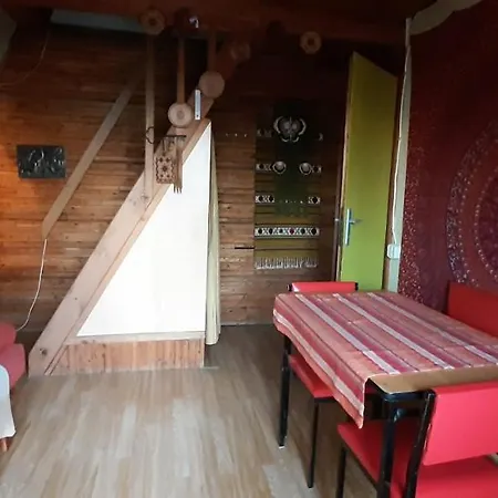 Alpehytte Balatonra Panoramas Fahaz Stranddal Szemben